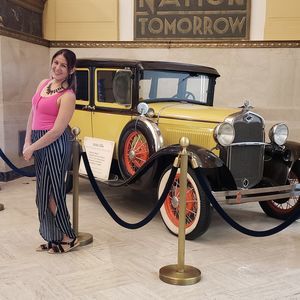 Meet your Posher, Yedith